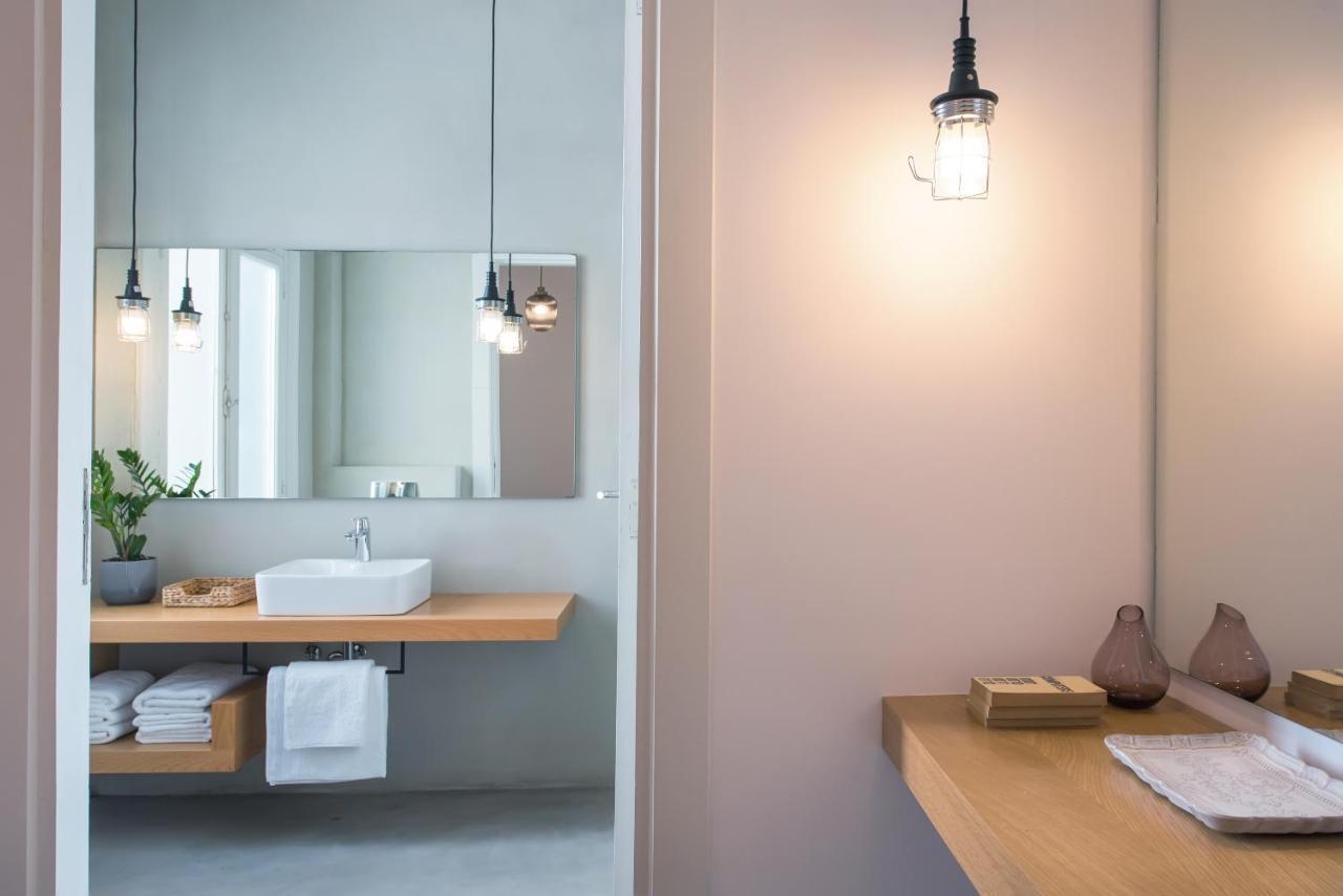 Monk Monastiraki Suites Атина Екстериор снимка