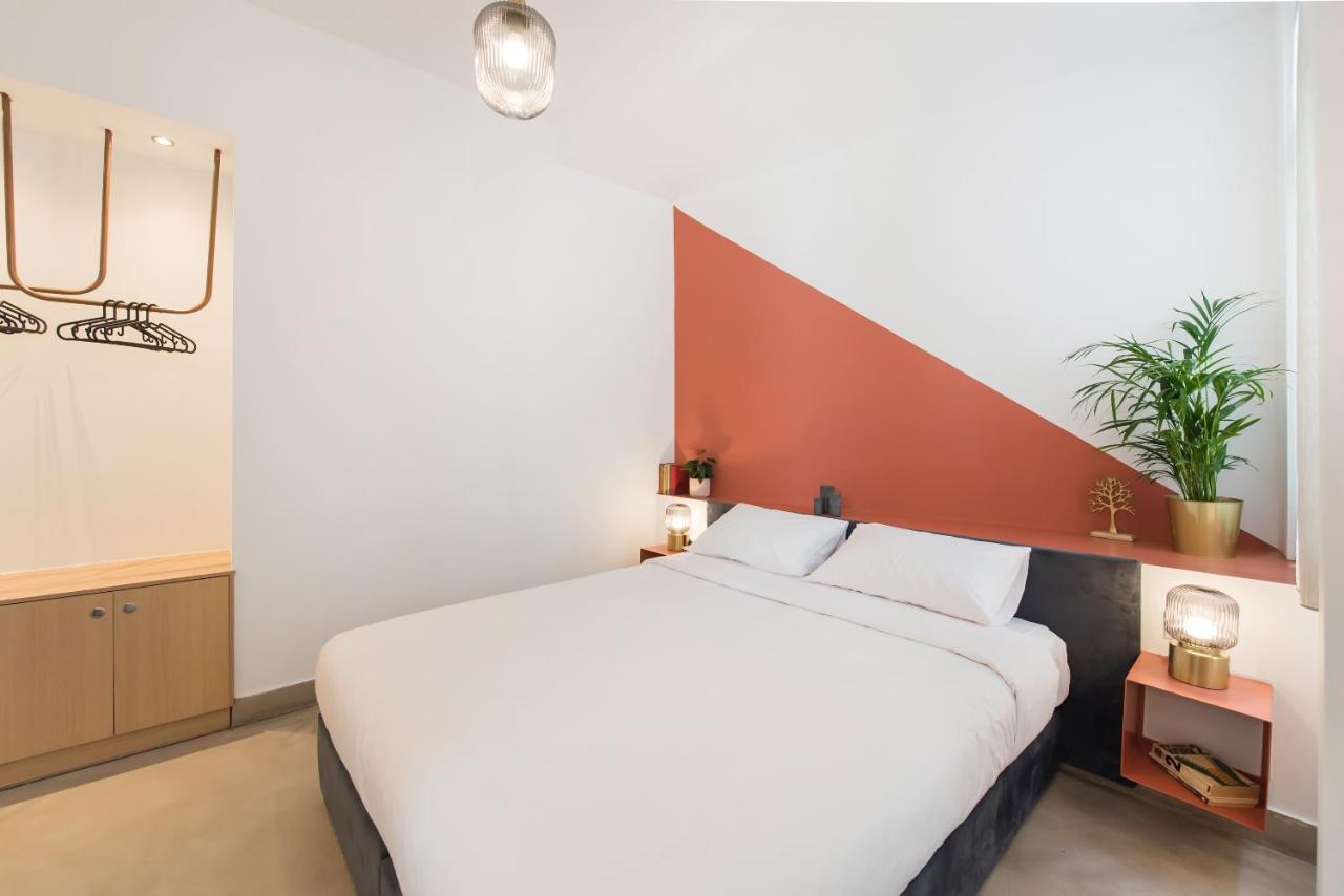 Monk Monastiraki Suites Атина Екстериор снимка