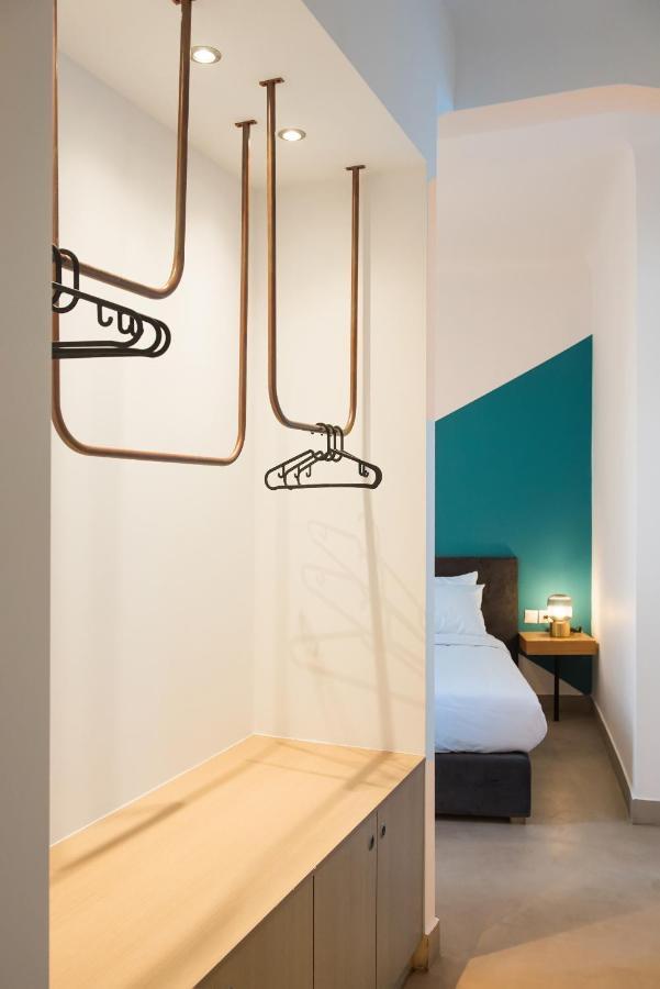 Monk Monastiraki Suites Атина Екстериор снимка