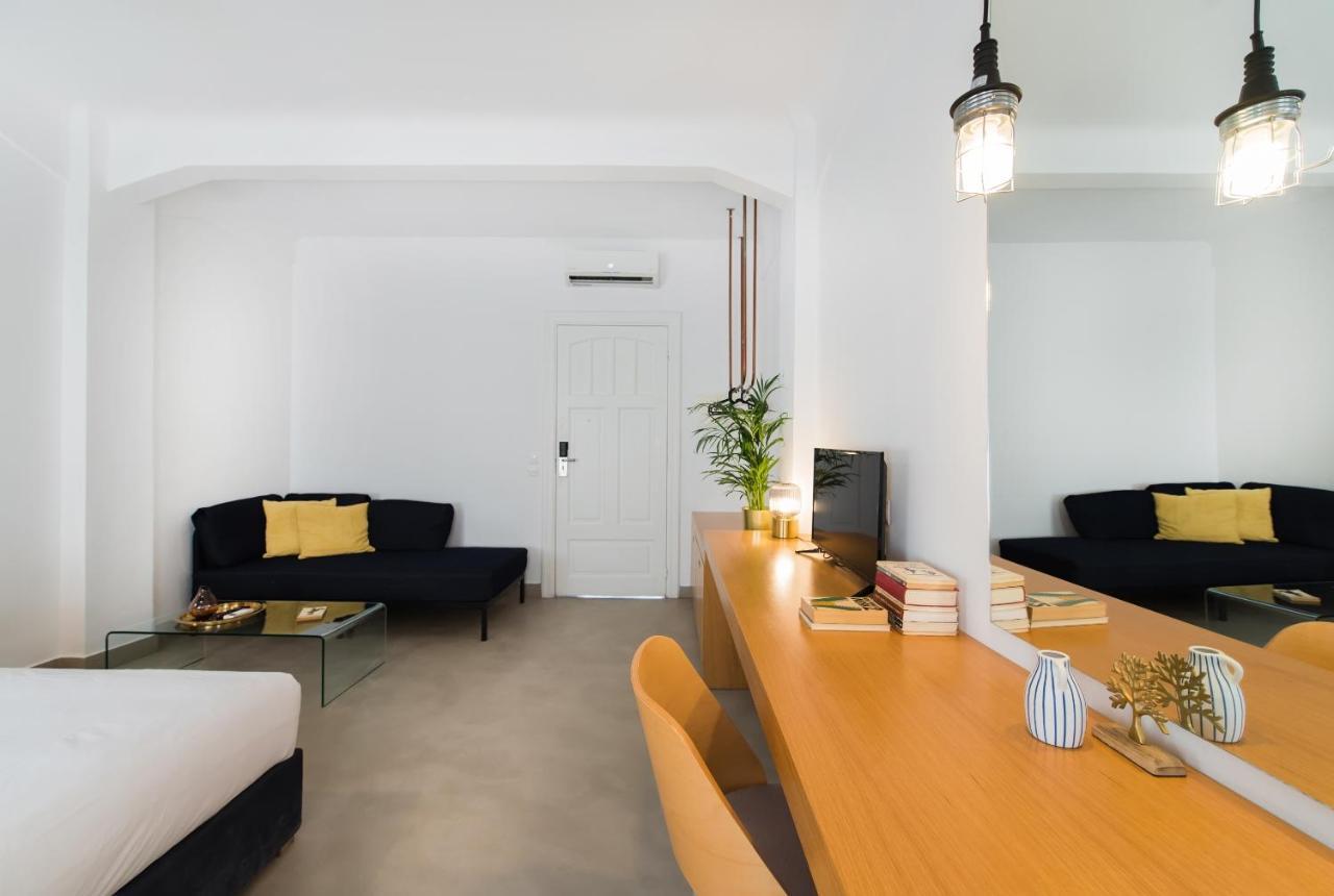 Monk Monastiraki Suites Атина Екстериор снимка